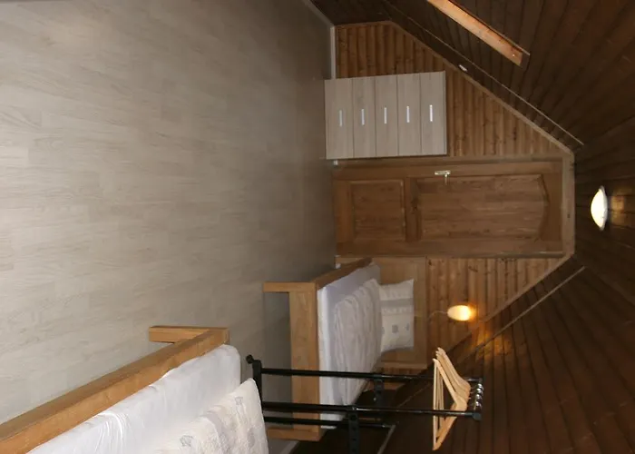 Villa Teleki בית הארחה Teleki