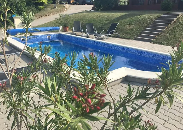 בית הארחה Villa Teleki 3*