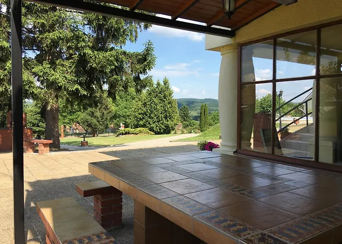 Villa Teleki בית הארחה